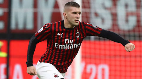 AC Milan mừng vì Rebic trở lại