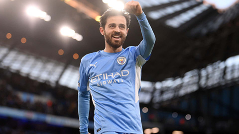 Bernardo Silva được Guardiola và Jesus ca ngợi hết lời