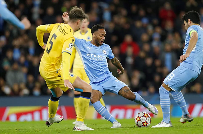 Sterling đang không được trọng dụng ở Man City