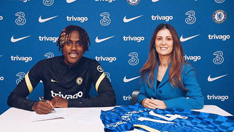 Trevoh Chalobah gia hạn hợp đồng với Chelsea