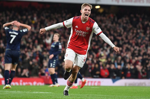 Smith Rowe đang là nguồn cảm hứng thi đấu của Arsenal