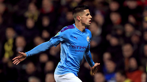 Cancelo tái lập chiến tích 7 năm Pep Guardiola mới chứng kiến