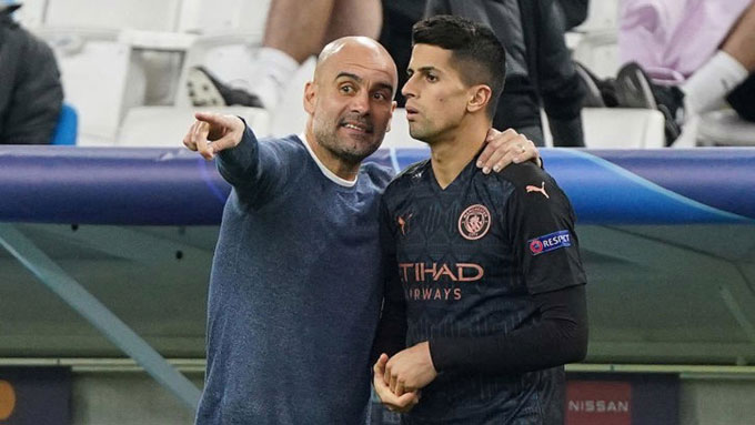 Cancelo đang là cầu thủ quan trọng bậc nhất của Pep