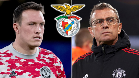 Phil Jones có thể đối đầu với MU tại Champions League