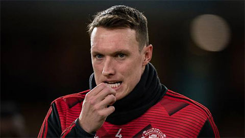 Một CLB Ngoại hạng Anh muốn 'giải cứu' Phil Jones