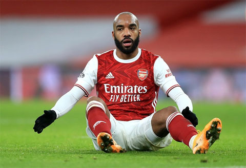 AC Milan sẵn sàng mua Alexandre Lacazette ngay tháng 1 tới