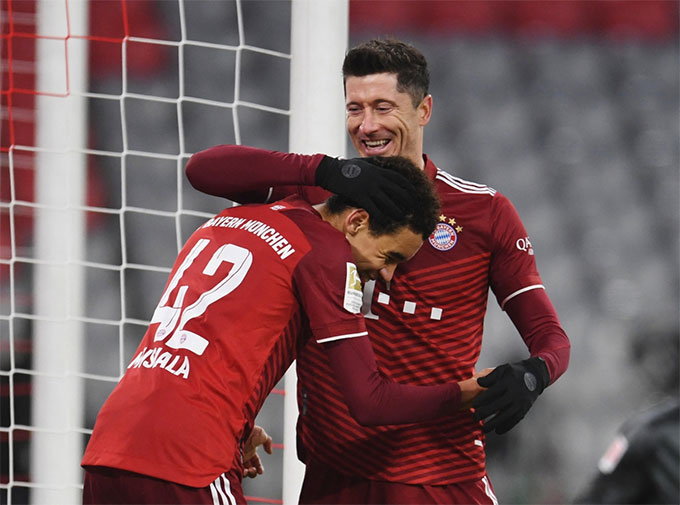 Lewandowski đã ghi 43 bàn ở Bundesliga trong năm 2021