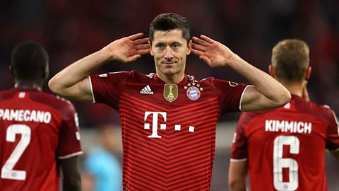 Lewandowski cân bằng kỷ lục của Ronaldo, phá kỷ lục của Gerd Mueller