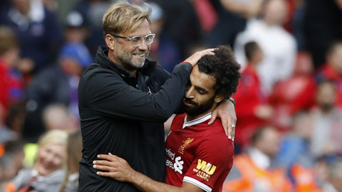 HLV Klopp kêu gọi sự kiên nhẫn từ NHM trong việc gia hạn hợp đồng với Salah