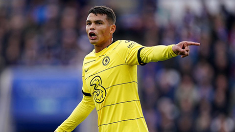 Thiago Silva ghi bàn và cứu thua cho Chelsea chỉ trong 1 phút