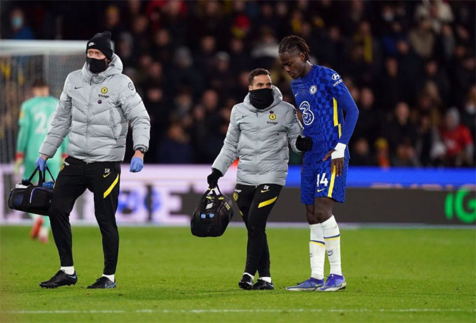 Chalobah mới dính chấn thương ở trận Chelsea hòa Liverpool 2-2