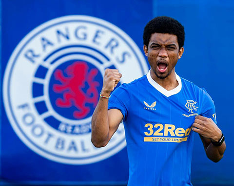 Rangers ra mắt Diallo