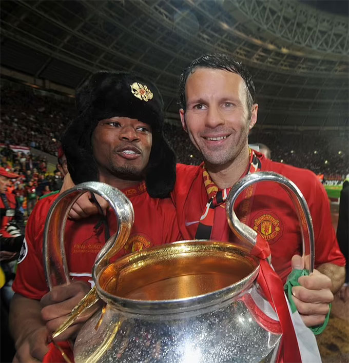 Giggs và Evra đã cùng nhau giành được nhiều danh hiệu