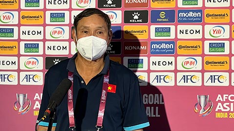 HLV Mai Đức Chung: ‘ĐT nữ Việt Nam quyết tâm giành vé đi World Cup’