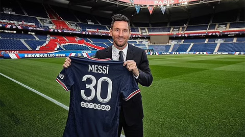 Carragher tố Messi gọi mình là con lừa