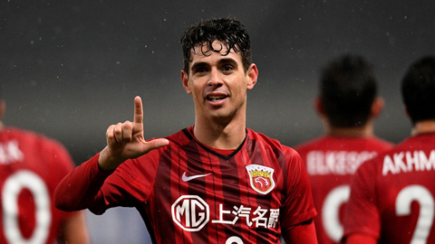 Oscar xác nhận được Barcelona liên hệ