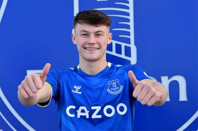 Patterson tiêu tốn của Everton 14 triệu euro tiền phí chuyển nhượng