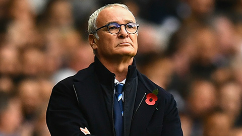 Watford sa thải Ranieri chỉ sau 3 tháng rưỡi