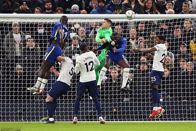 Sai lầm của Gollini khiến Tottenham phải trả giá