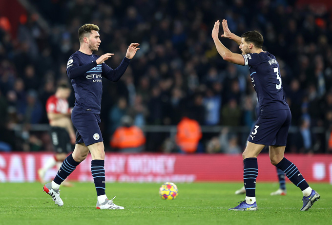 Laporte mang về bàn gỡ quý giá cho Man City