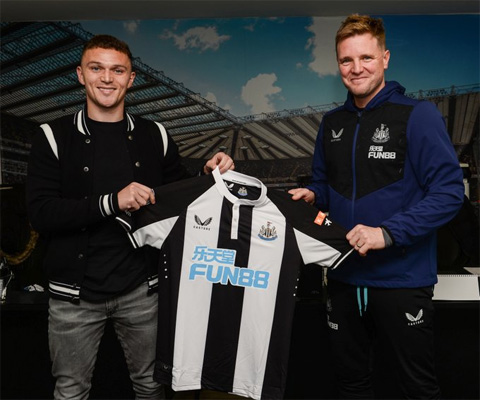 Trippier đã là người của Newcastle