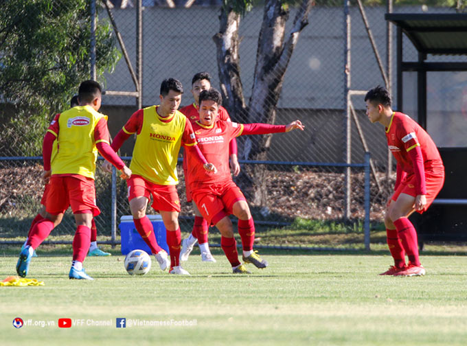 Điều này giúp tinh thần thầy trò HLV Park Hang-seo thư thái hơn khi không bị bó hẹp trong không gian chật chội, tù túng.