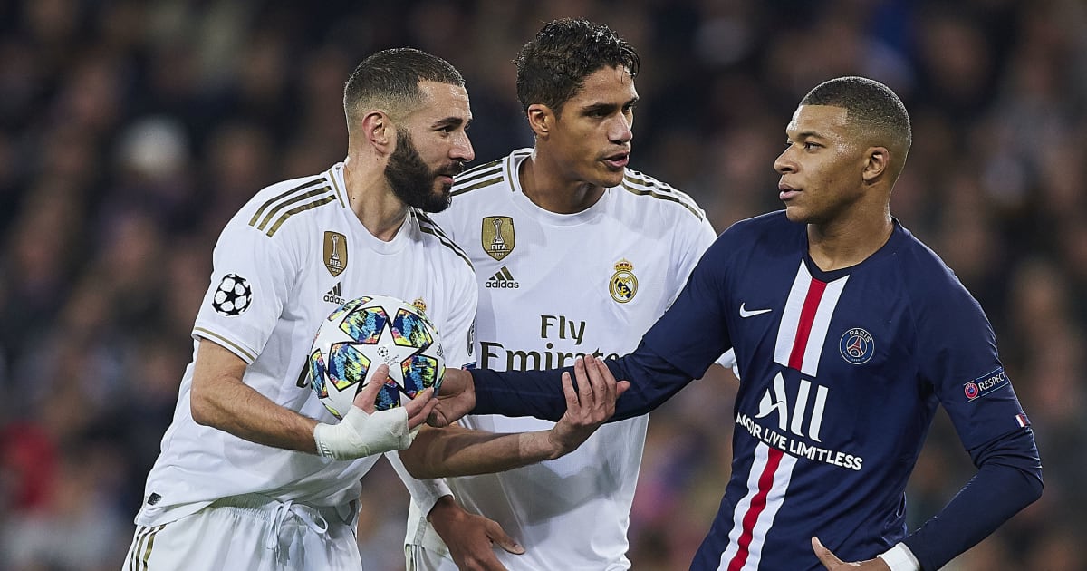 Mbappe (phải) và Benzema rất ngưỡng mộ nhau