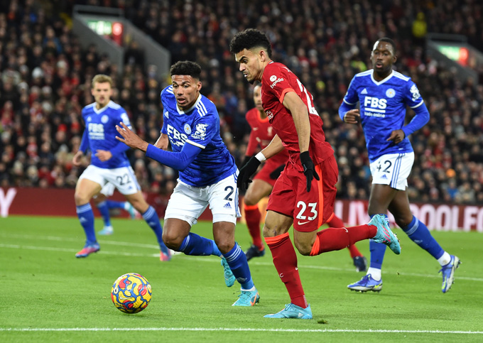 Diaz chơi hay ở trận đá chính đầu tiên cho Liverpool