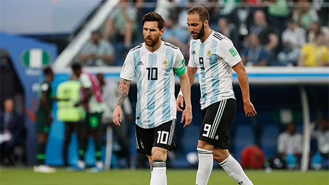 Higuain rủ Messi sang Mỹ dưỡng già