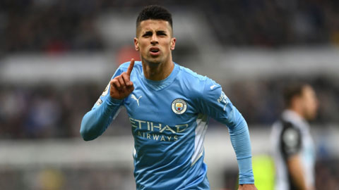 Joao Cancelo, một 'siêu sản phẩm' khác của Pep