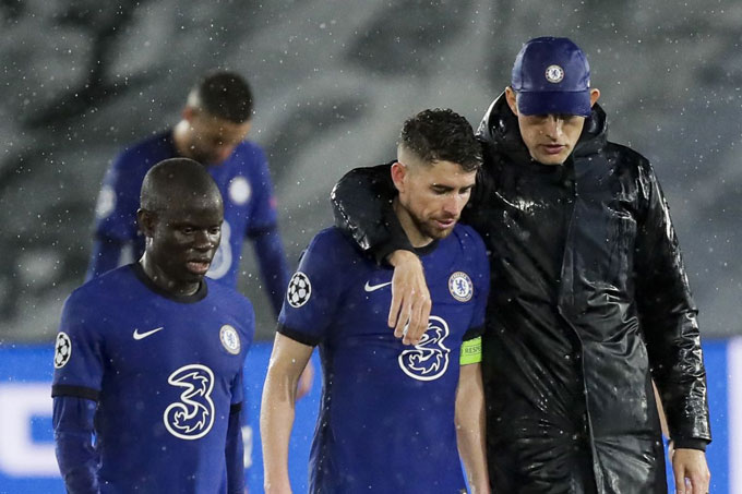 Jorginho và Kante đang đứng trước tương lai bất định ở Chelsea