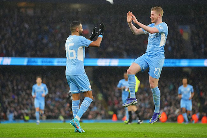 Mahrez và De Bruyne cùng lập công ở trận Man City vs Fulham