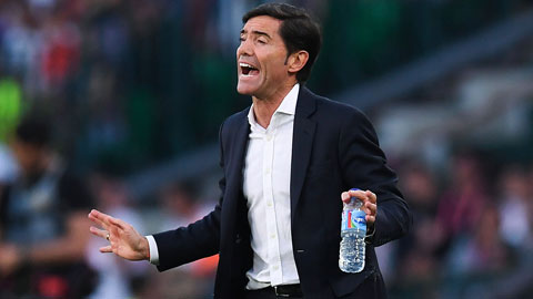 HLV Marcelino và sở thích  ngáng đường Barca