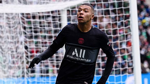 Ronaldo sốc với mức lương Real đãi ngộ Mbappe