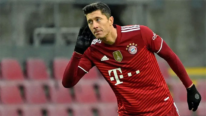 Lewandowski đã ghi 9 bàn ở Champions League mùa này