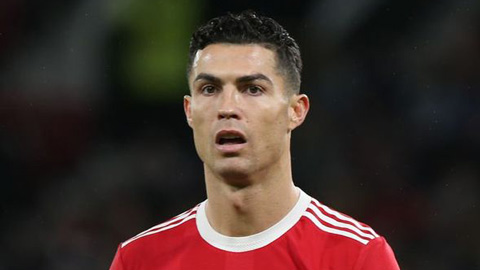 Ronaldo chờ xem HLV mới của MU là ai rồi mới quyết định tương lai