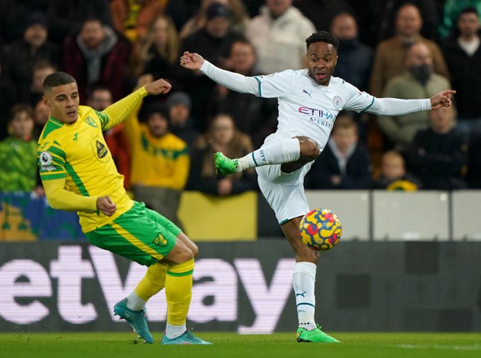 Sterling ghi 2 bàn giúp Man City đánh bại Norwich