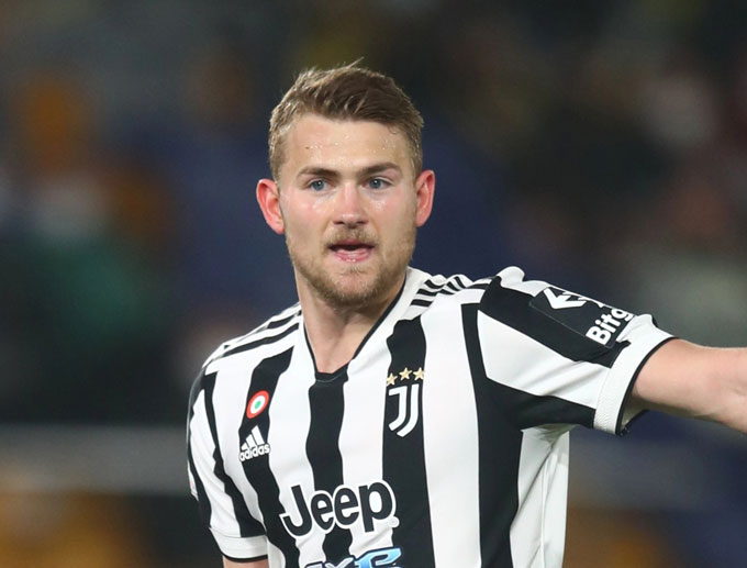 De Ligt đang được nhiều ông lớn theo đuổi