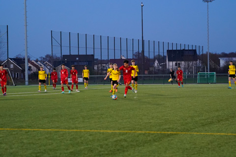 ĐT U17 Việt Nam thi đấu nỗ lực trước U16 Dortmund