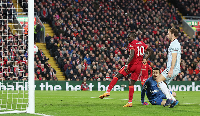 Sadio Mane trong tình huống ghi bàn thắng duy nhất giúp Liverpool đánh bại West Ham