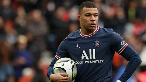 Mẹ Mbappe muốn nhận khoản tiền lót tay lên tới 125 triệu bảng