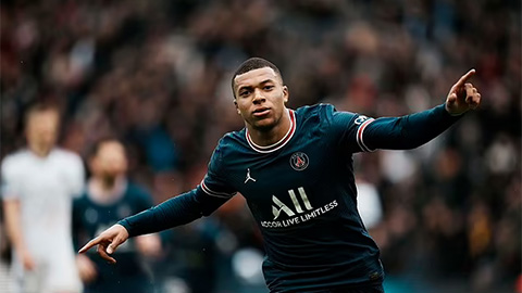 Petit so sánh Mbappe với Saka và Henry