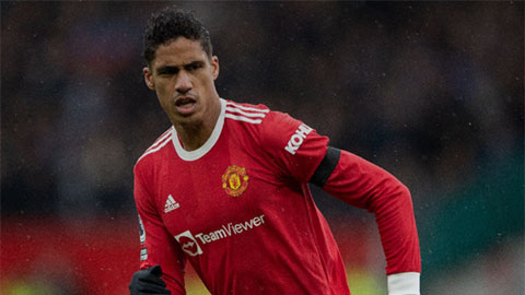 Varane cảnh báo đồng đội về sự nguy hiểm của Kane