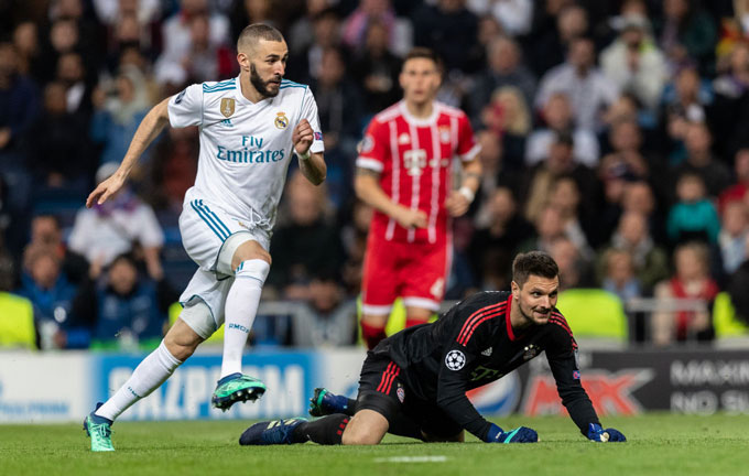 Thủ thành Ulreich của Bayern cũng từng là "nạn nhân" của Benzema