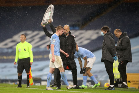 De Bruyne sẽ cần ít nhất 10 ngày để hồi phục chấn thương mắt cá