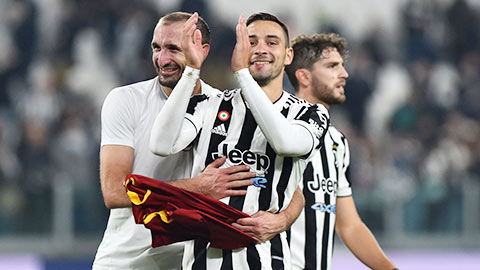 De Sciglio chuẩn bị gia hạn với Juventus tới 2025