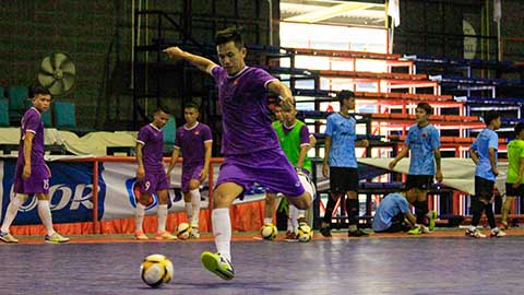 ĐT futsal Việt Nam thắng tưng bừng ở Thái Lan