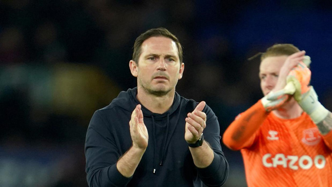 Lampard và các học trò đang đối diện nguy cơ xuống hạng