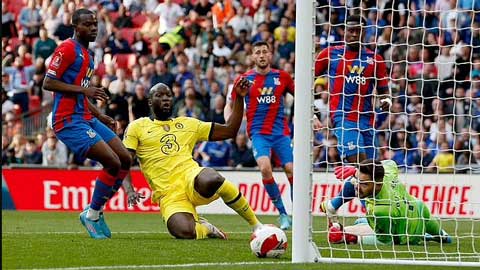 Lukaku bị CĐV Chelsea đòi bán ngay lập tức