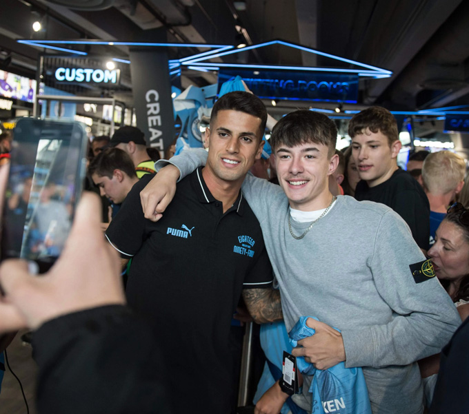 Cancelo giờ là một trong những vì tinh tú của Man City